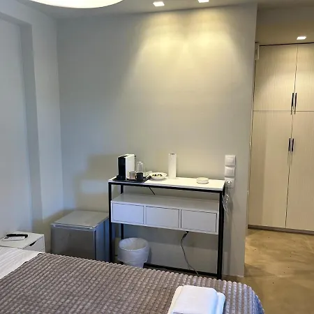 Casa de Férias Stone Across Eiffel's Tower - Filiatro 2 *