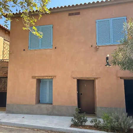 Stone Across Eiffel's Tower - Filiatro 2 * Filiatrá