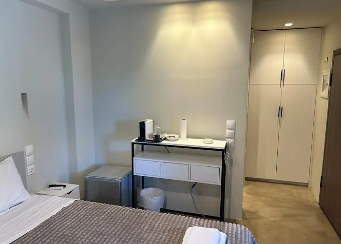 Casa de Férias Stone Across Eiffel's Tower - Filiatro 2 *